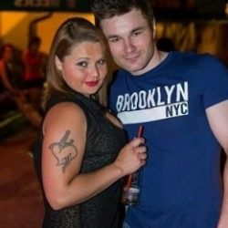Молодая, сексуальная пара ищет девушку для приятного времяпрепровождения в Кирове
